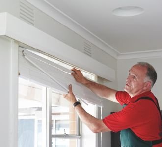 Professional curtain & blinds installation