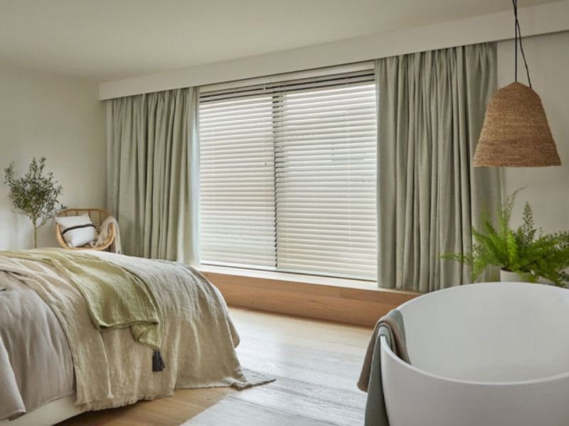 Sophisticated curtains & blinds