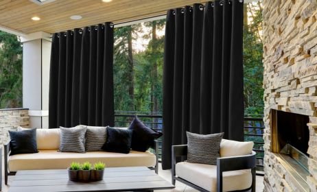 Themed outdoor curtains